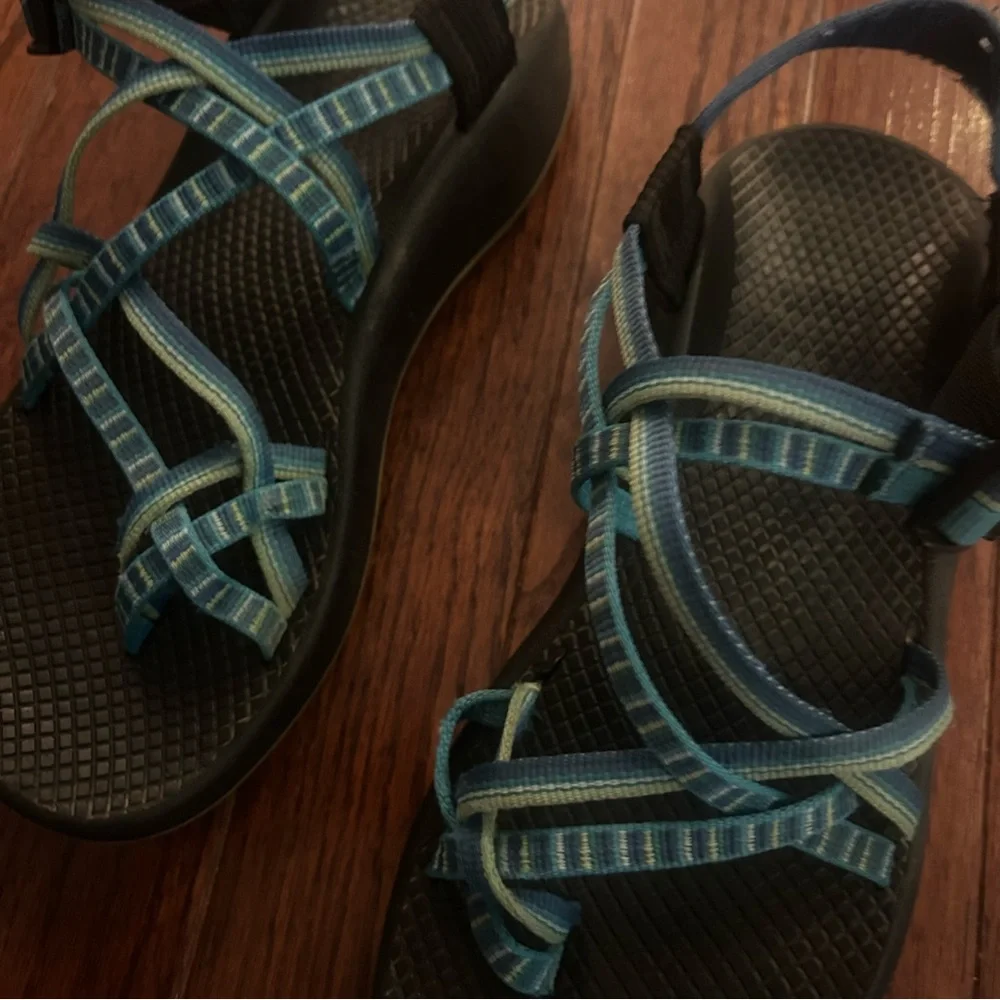 Chaco ZX2 Blue Strappy Sandals Womens Size 8